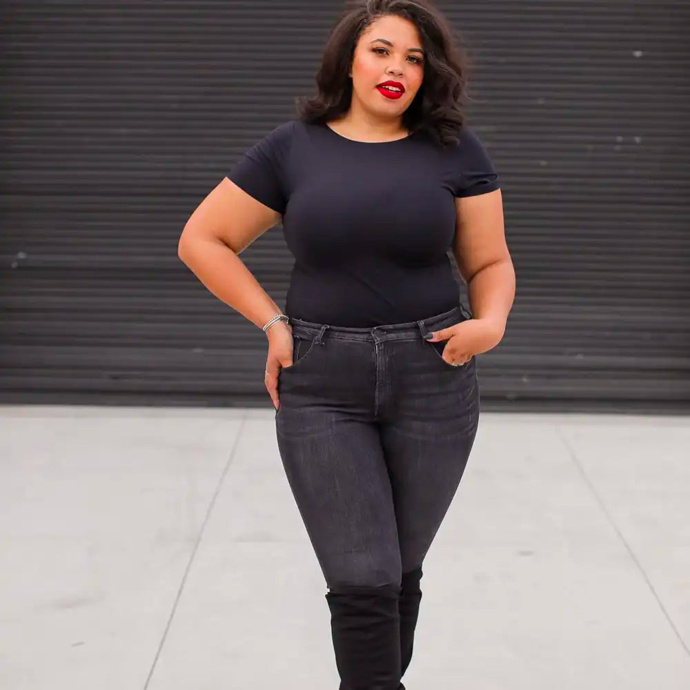 7 Fun & Flirty Plus Size Fall/Winter Date Looks Pinsy Shapewear
