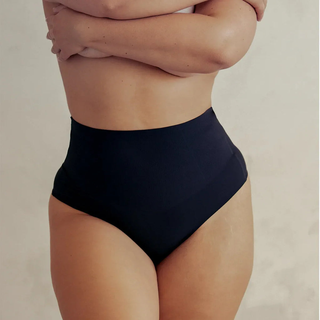 Pinsy Shapewear Mid-Waist Shaping Panty Black