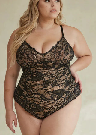 Woman Wearing Pinsy Shapewear Shaping Lace Shapewear Bodysuit in Black