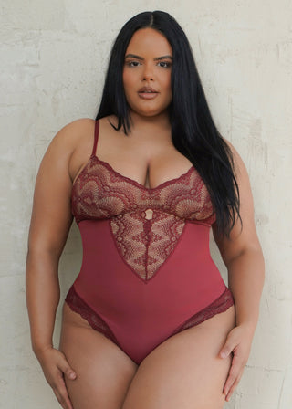 Sculpting Lace Shapewear Bodysuit