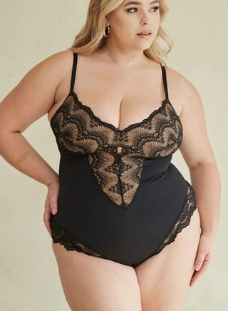 Sculpting Lace Shapewear Bodysuit